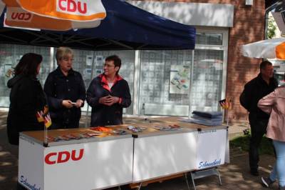 Landtagswahlkampf 2012 - Info-Stand Schonnebeck am 12.05.2012